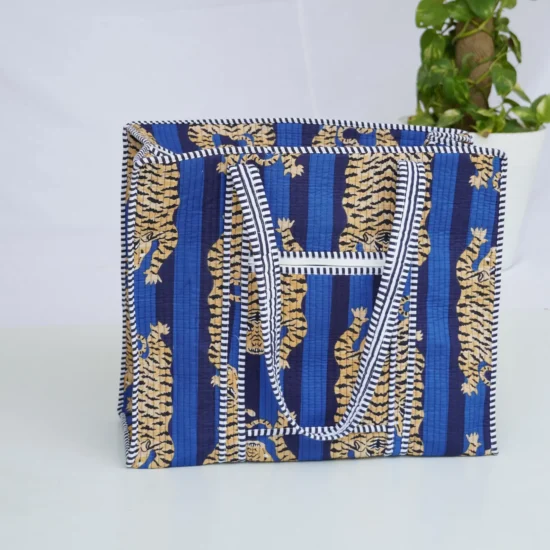 blue tote bag