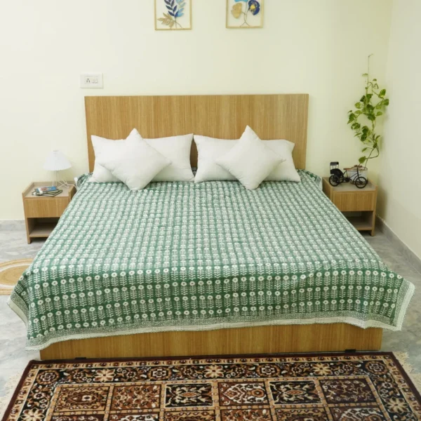 Indian Handmade Green Floral Kantha Quilt Cotton Bedspread Throw Blanket omradecor