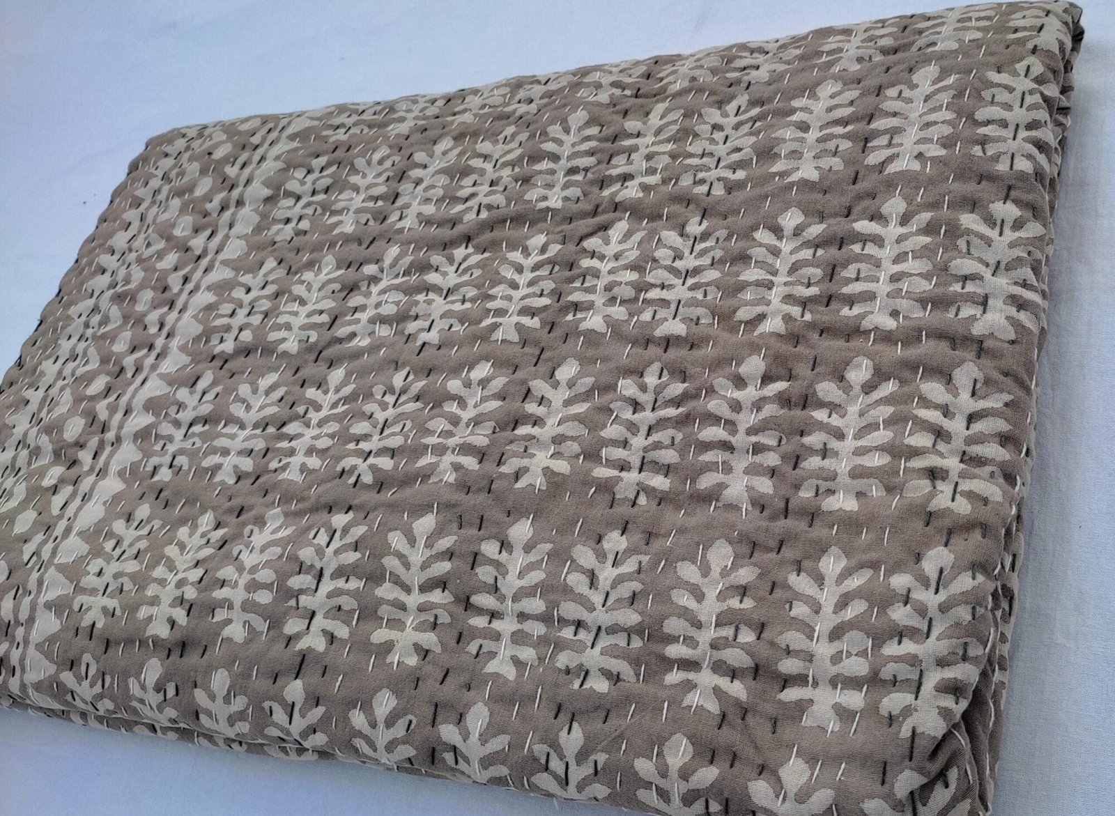 Brown Floral Kantha Quilt Handmade Cotton Bedspread Boho Bedding Throw Blanket Decor Queen Size