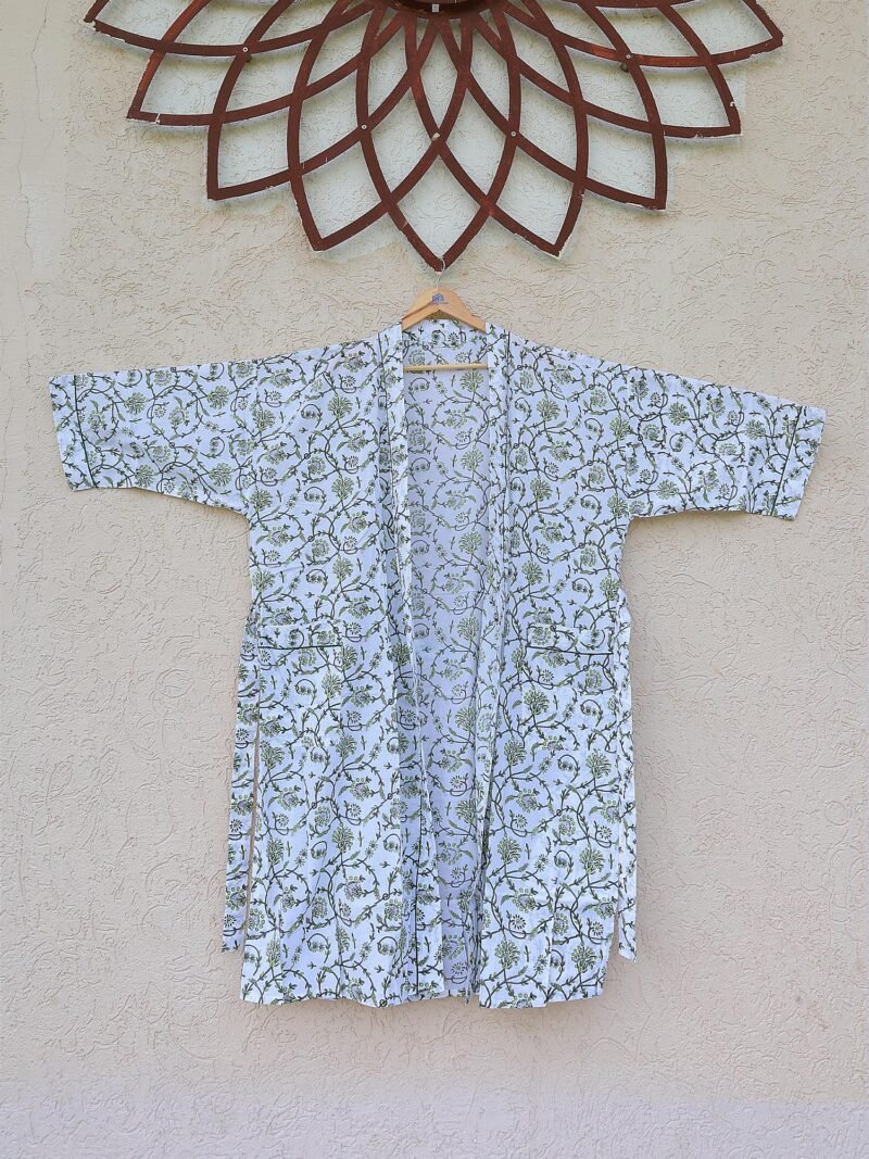 Women’s Green Floral Kimono Robe – White Botanical Long Kimono Cover Up with Belt & Pockets